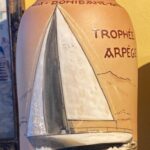 1991_Vase rouleau de la Poterie de Ciboure RF 1991 pour le Larraldenia Cup Trophée Arpège 1991 Yacht Club Basque émaux de Carmen Fischer